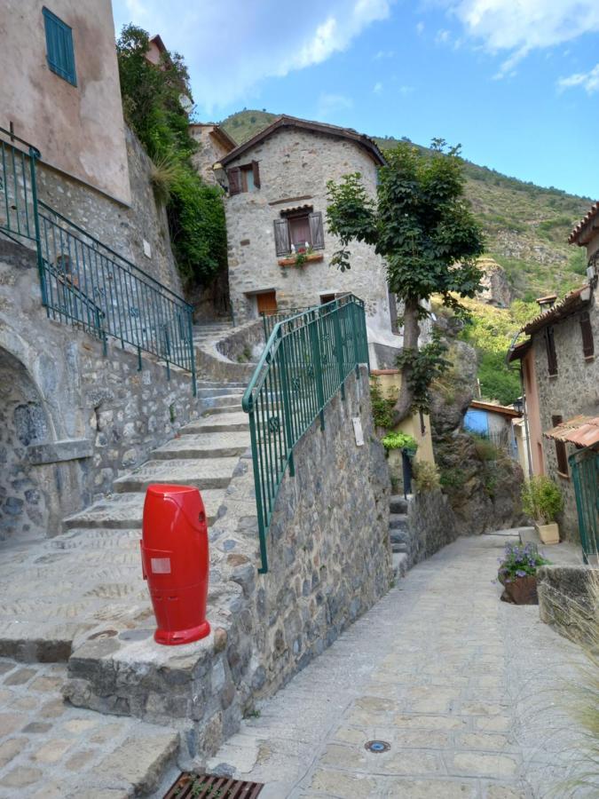 Gites De Pierlas Экстерьер фото